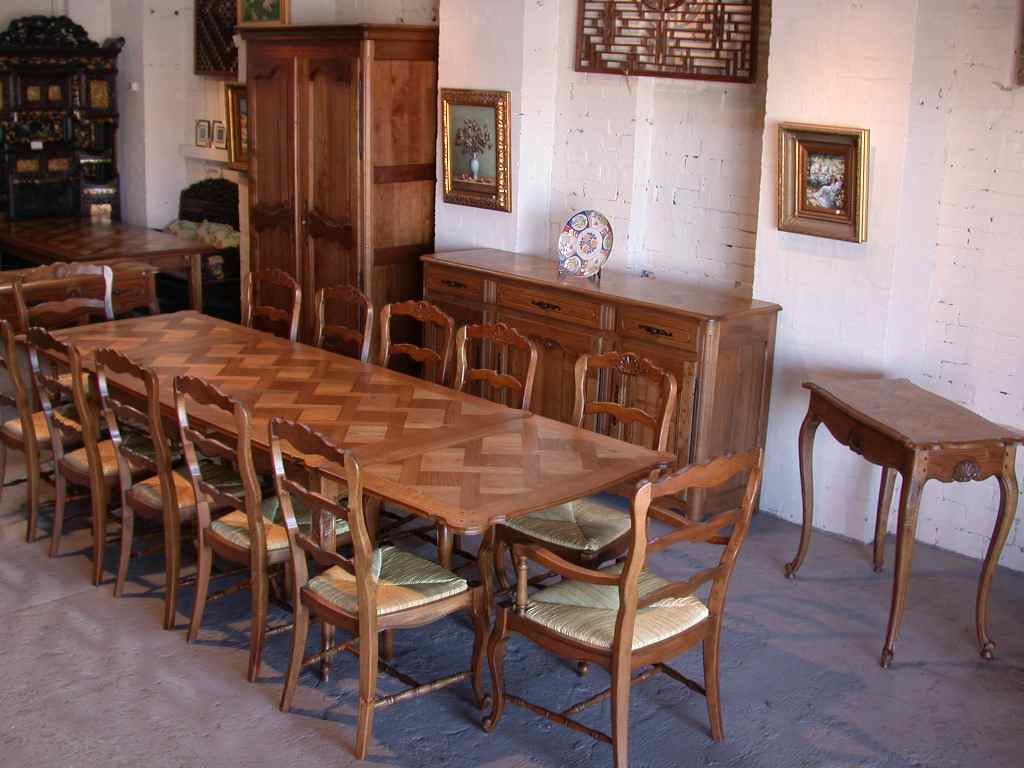 French Provincial Furuniture, Country French Furniture, French Farmhouse Furniture - French Louis XV style dining room furniture